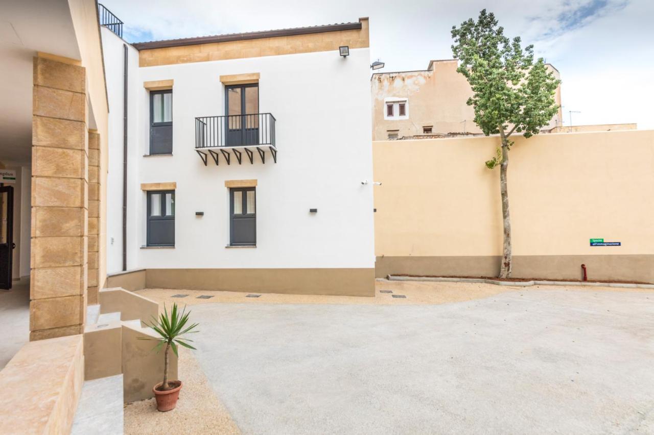 Camplus Palermo Normanni - Casa Per Ferie Bagian luar foto