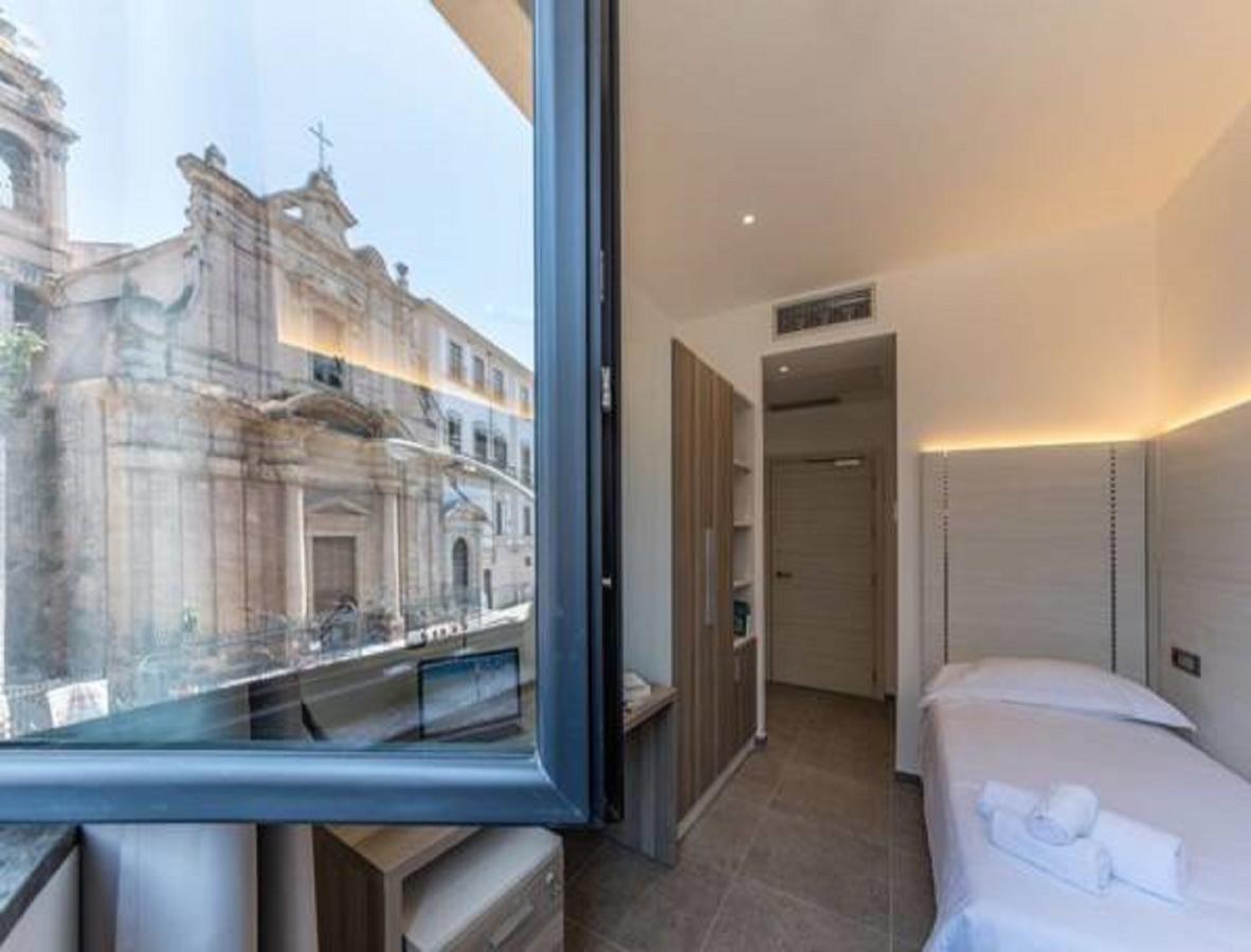Camplus Palermo Normanni - Casa Per Ferie Bagian luar foto