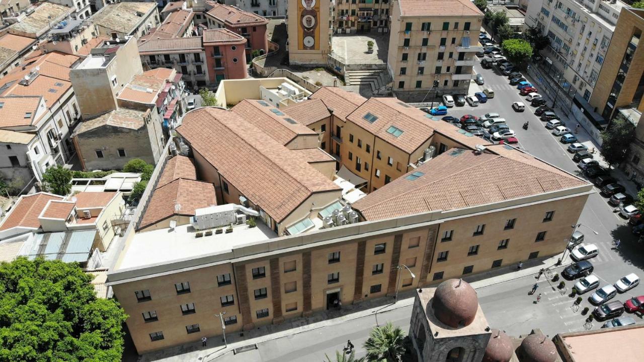Camplus Palermo Normanni - Casa Per Ferie Bagian luar foto